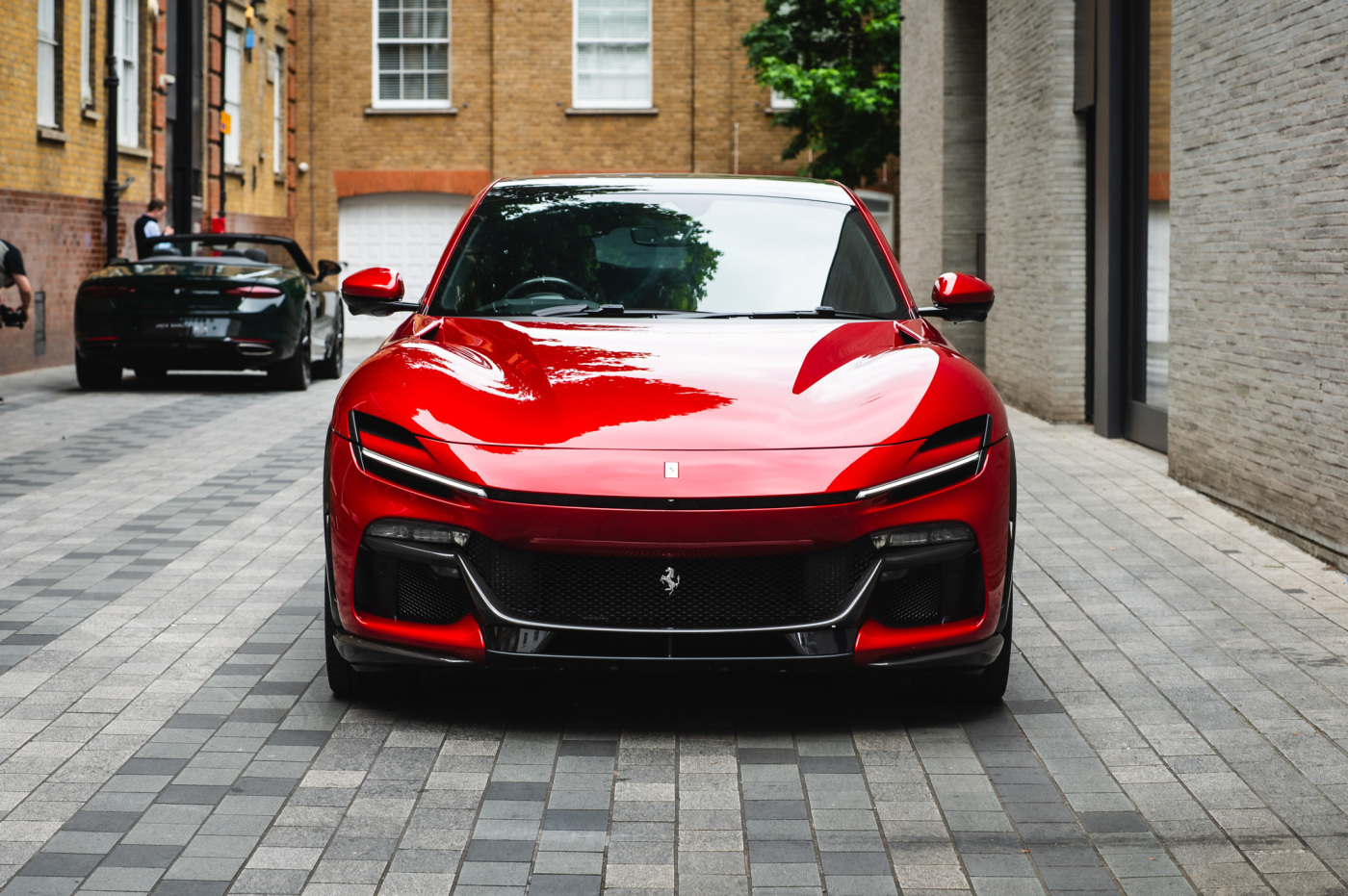 Ferrari Purosangue — Red