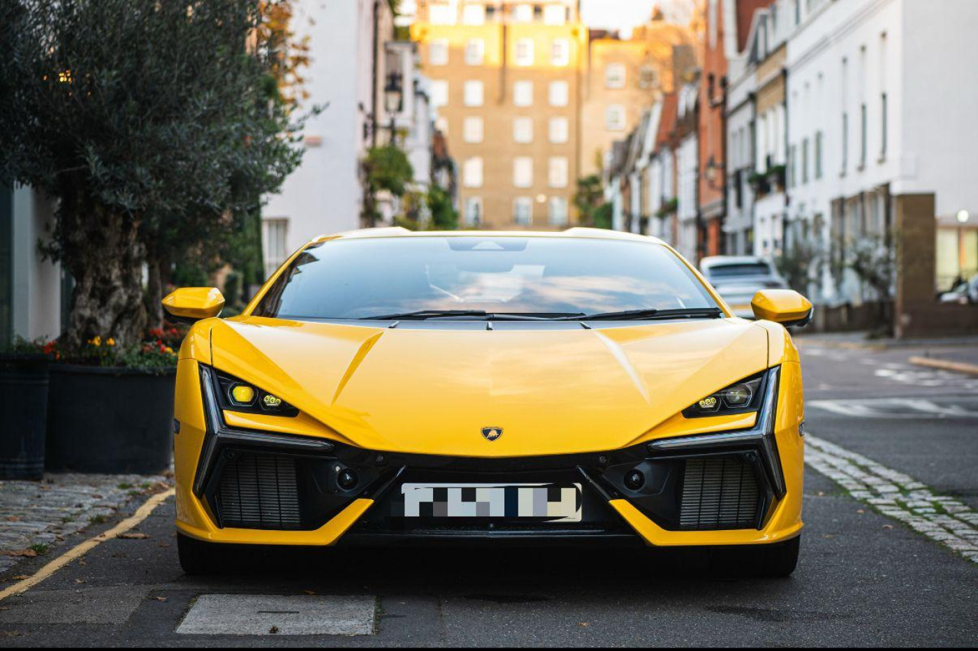 Lamborghini Revuelto