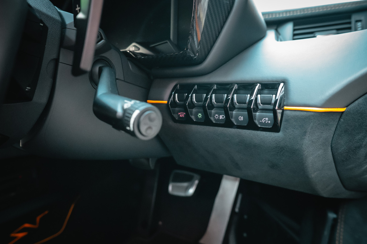 LAMBORGHINI AVENTADOR SV ROADSTER