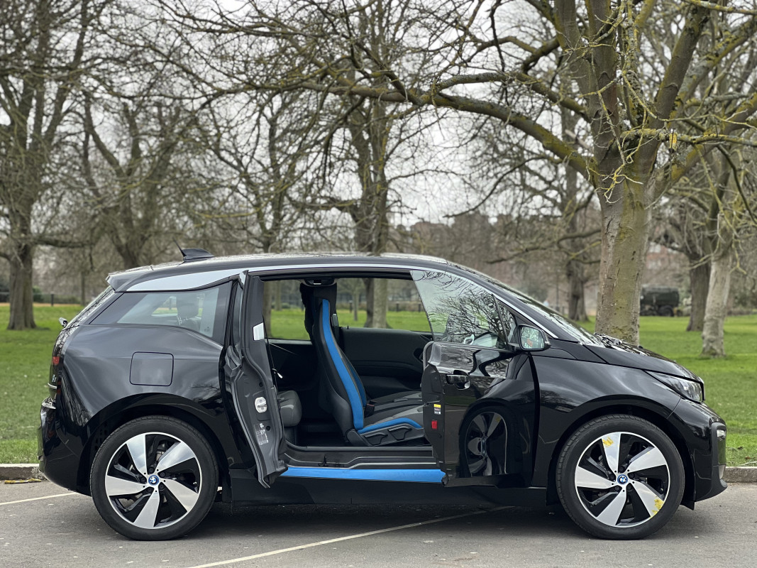 BMW I3