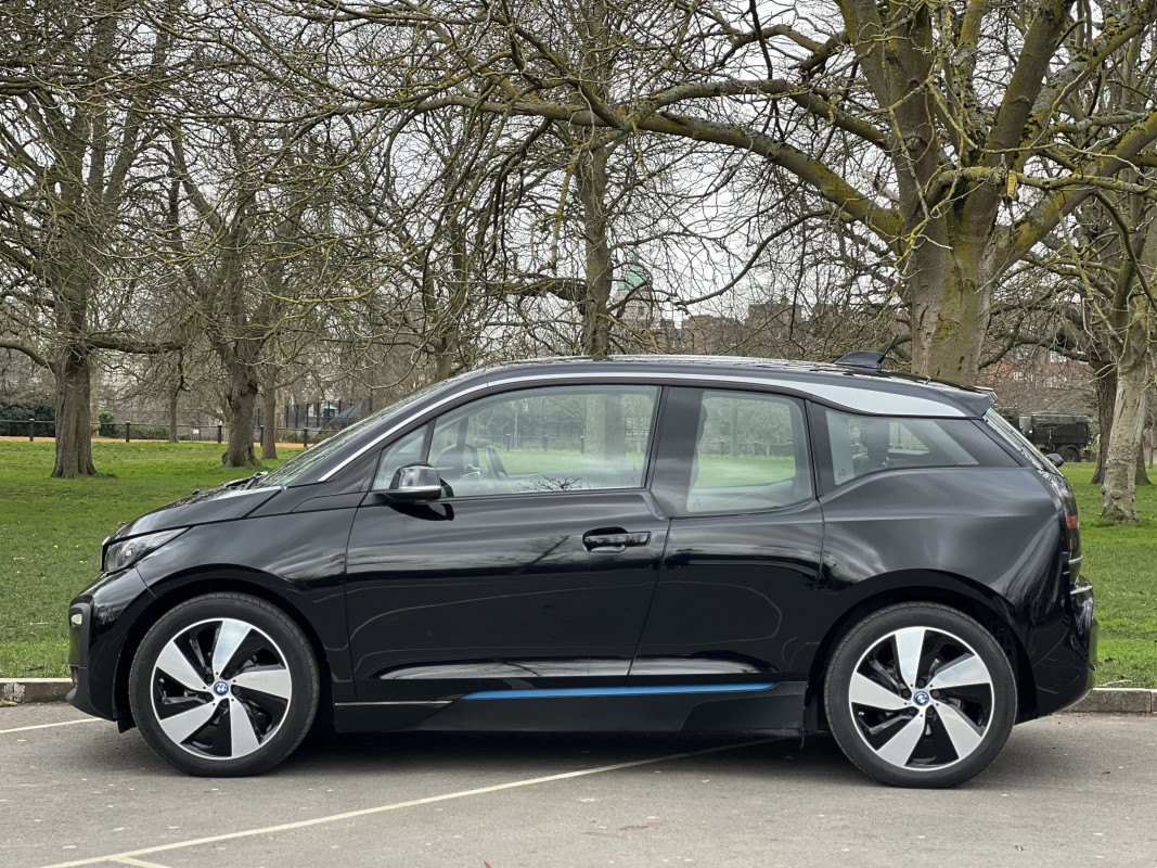 BMW I3