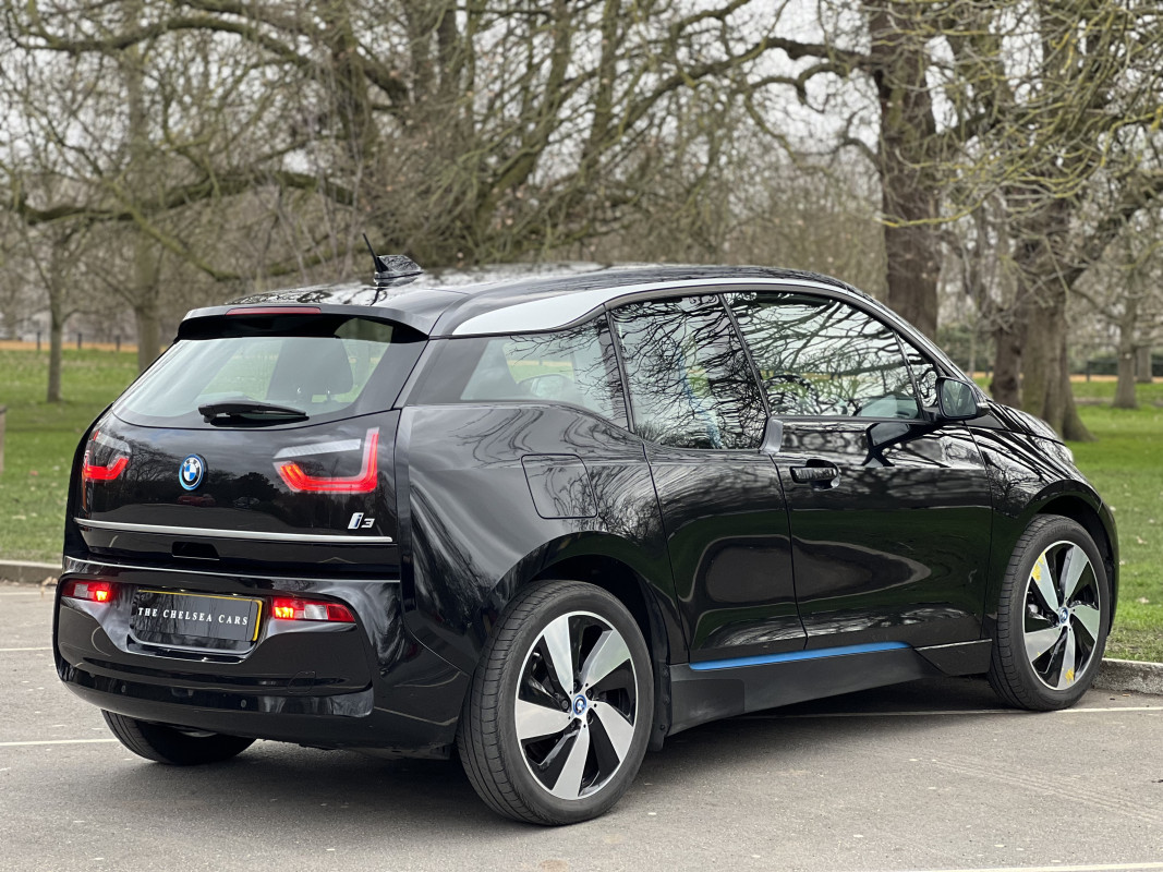 BMW I3