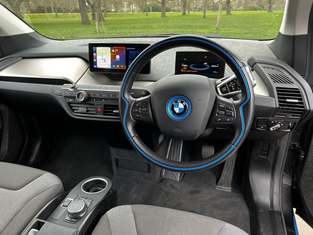 BMW I3