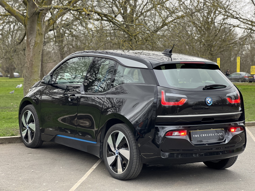 BMW I3