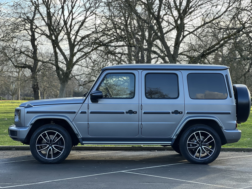 Mercedes-Benz G Class 2.9 G400d AMG Line (Premium Plus)