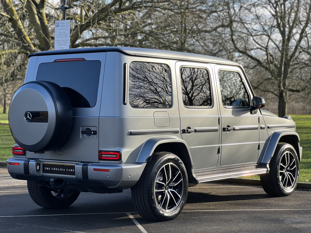 Mercedes-Benz G Class 2.9 G400d AMG Line (Premium Plus)