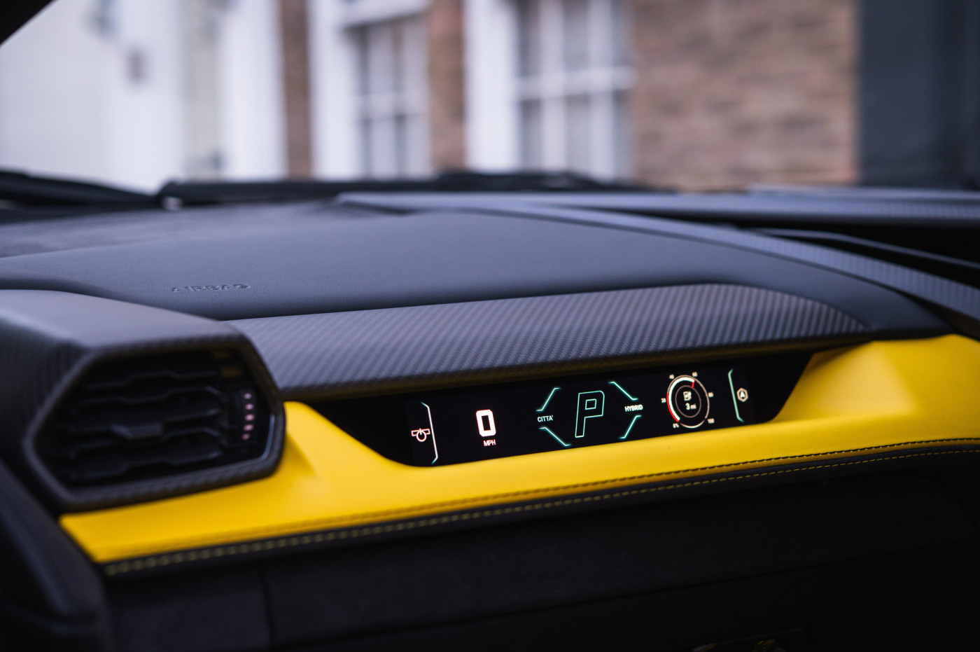 Lamborghini Revuelto